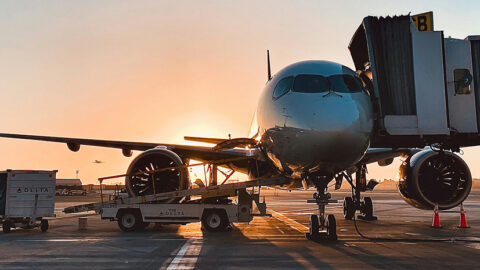 img-BAS_AircraftServicesSlide02