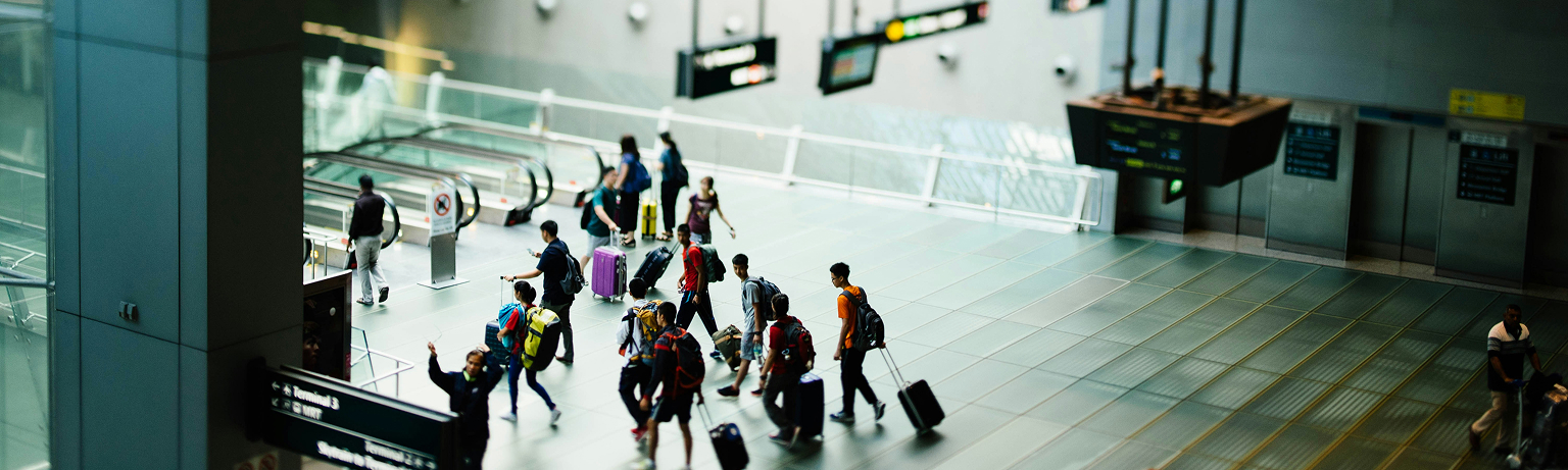 img-BAS_PassengerServicesSlide01