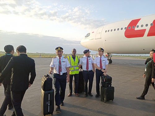 img_Bas_crewServicesAuthersService